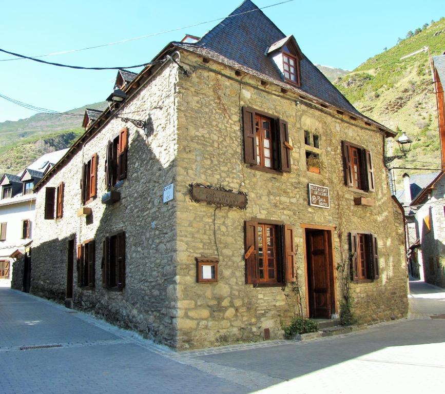 Hostal Placa Garos Hotel Екстериор снимка